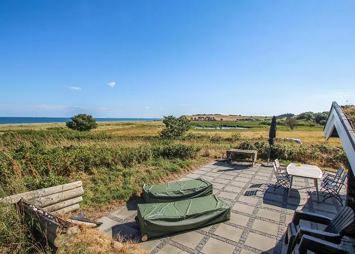 Сasa de vacaciones An Amazing House In With 2 Bedrooms